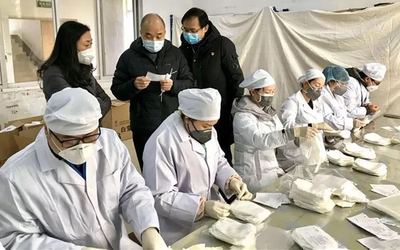 廣西柳州企業青年助力疫情防控阻擊戰 無紡布研發的先鋒力量